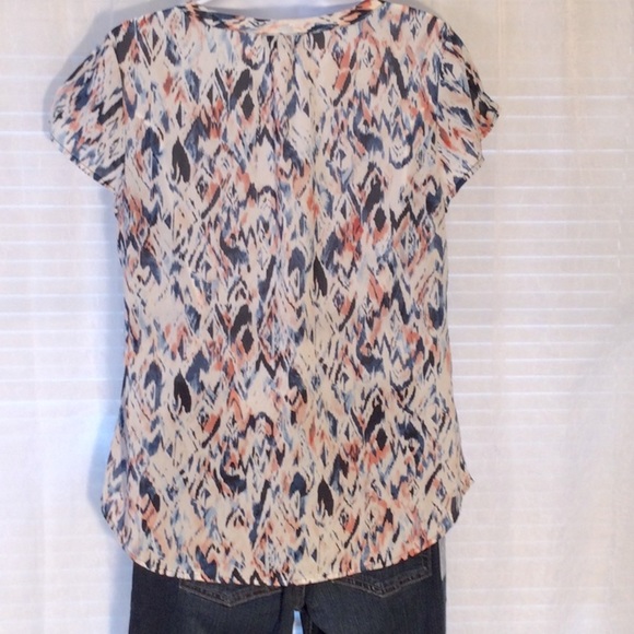 The Limited V-Neck Cap Sleeve Blouse Sz M - Picture 3 of 10